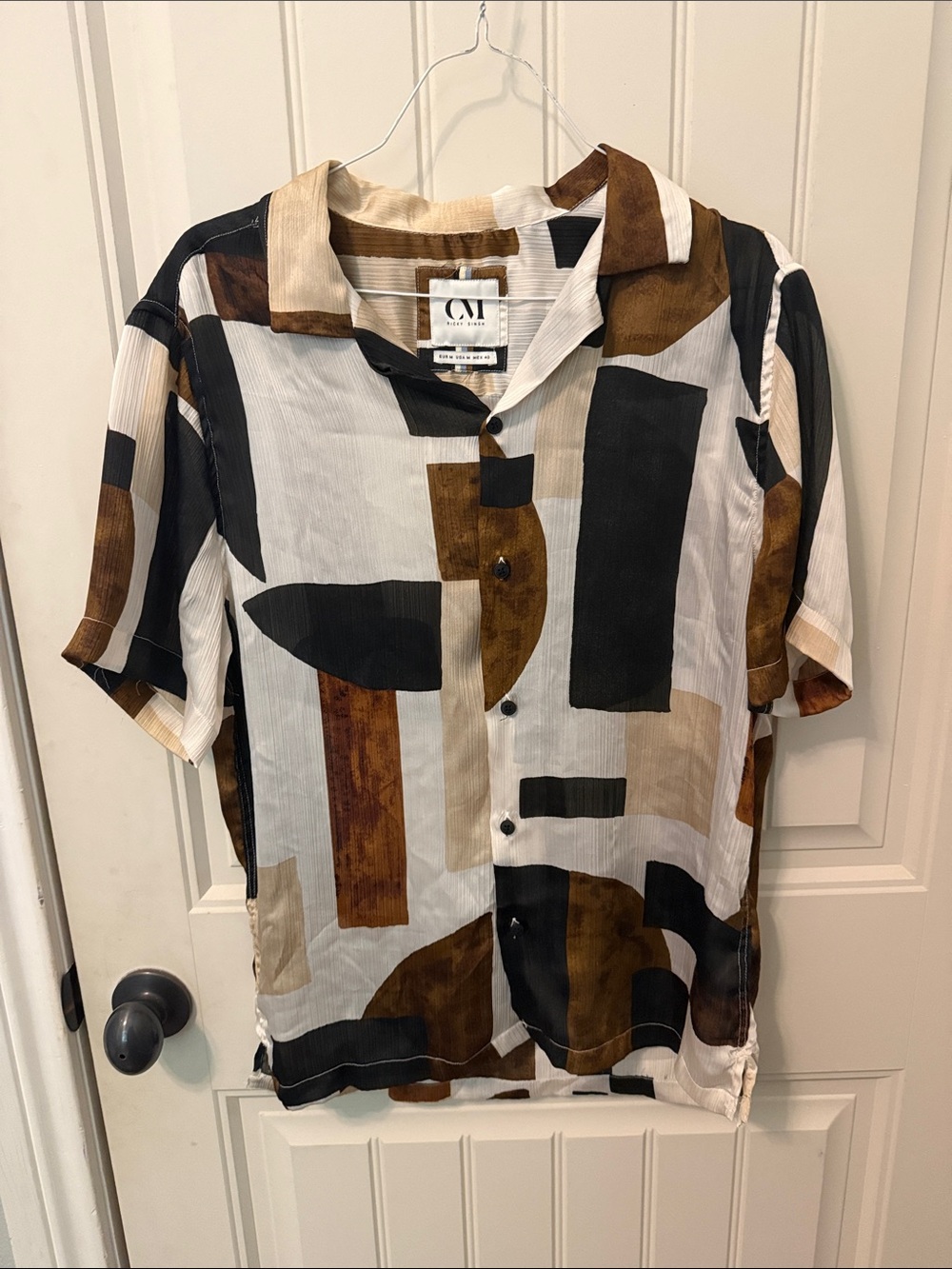 Relaxed Short-Sleeve Button-Down Shirt in Brown, Black & Cream
